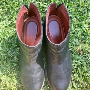 Dansko Becki Waterproof Tumbled Black Boots Booties Women’s Size 40 / US 9.5-10